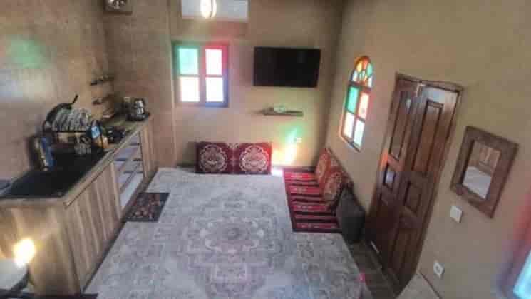 طبقه دوم واحد یک خوابه کاهگلی